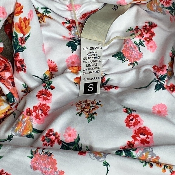 Maaji Carnation Sunshy Classic One Piece Swimsuit Size S - Picture 10 of 10